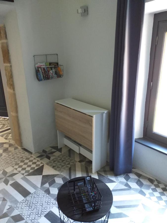 Pigeonnier Hotell Vic-le-Comte Exteriör bild