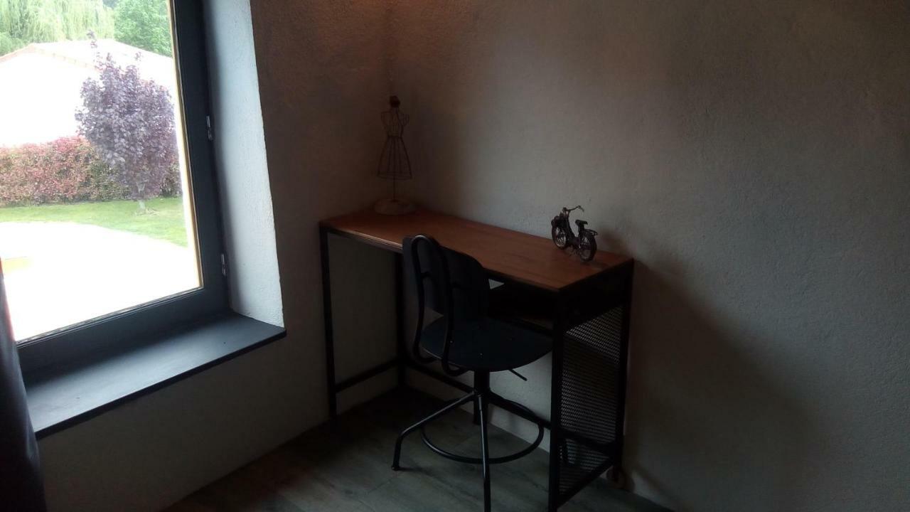 Pigeonnier Hotell Vic-le-Comte Exteriör bild