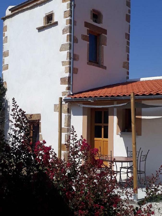 Pigeonnier Hotell Vic-le-Comte Exteriör bild